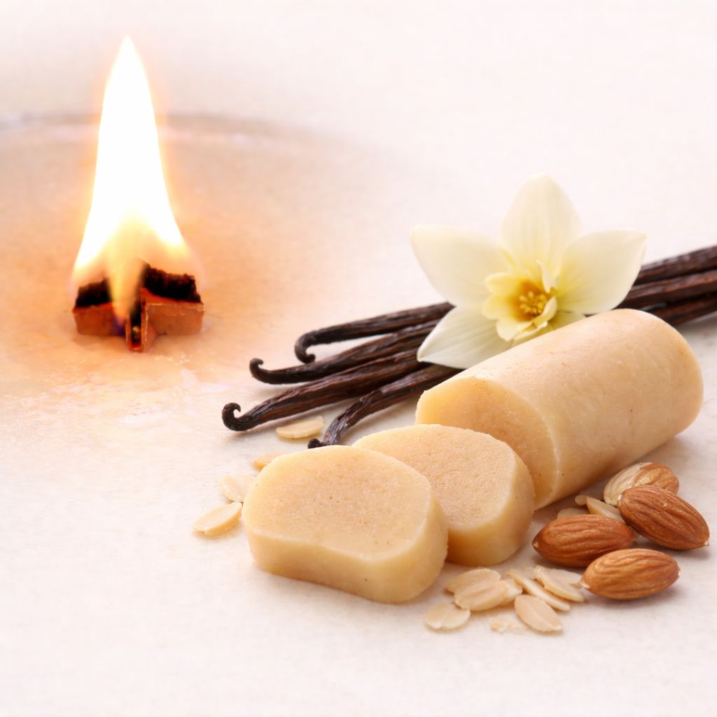 Holzdochtkerze Marzipan Vanille